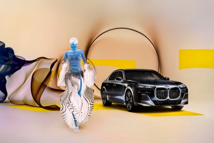 Elébe megy a jövőnek a BMW új zászlóshajója 12