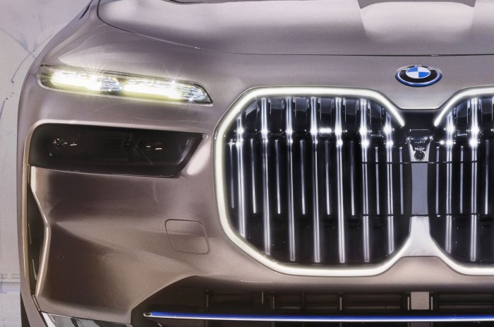 Elébe megy a jövőnek a BMW új zászlóshajója 11