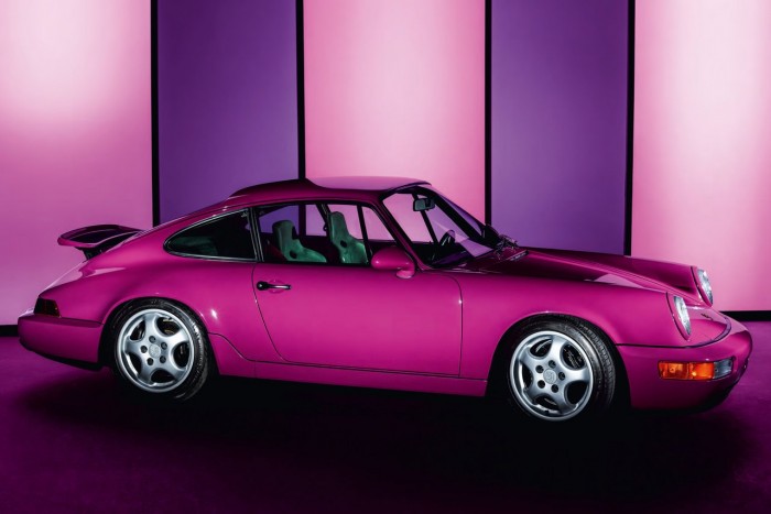 Színpompás ruhába öltöznek a kicsi Porschék 6