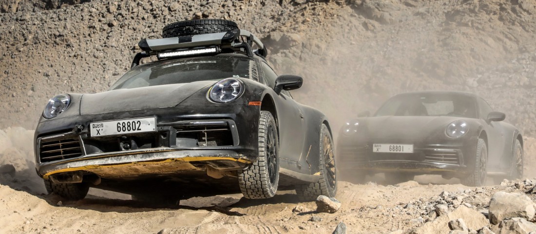 Sportkocsi, földútra