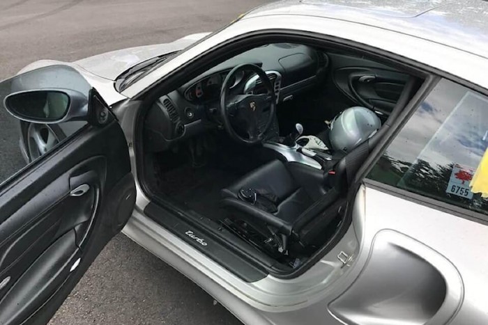 Nyúzták a Porschét, akár egy futár-Suzukit, ez lett az eredménye 3