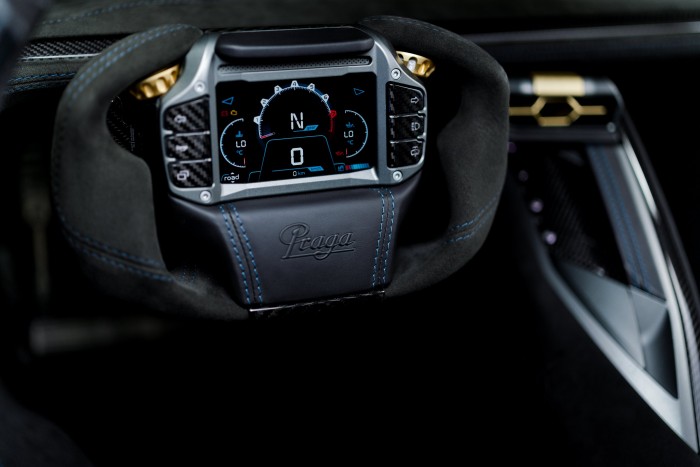 Közúti hipersportkocsi épül Csehországban 9