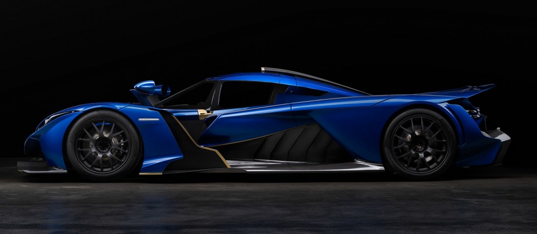 Közúti hipersportkocsi épül Csehországban