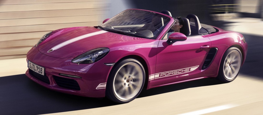 Színpompás ruhába öltöznek a kicsi Porschék