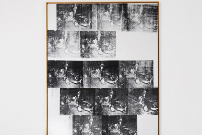 33 milliárdnyit fizettek egy autóbalesetes képért