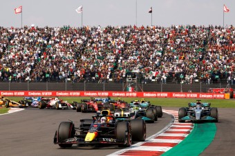 Újabb balhé jöhet az F1-es költségplafon miatt