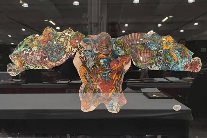 Halottakról szedi le a tetoválásokat egy cég