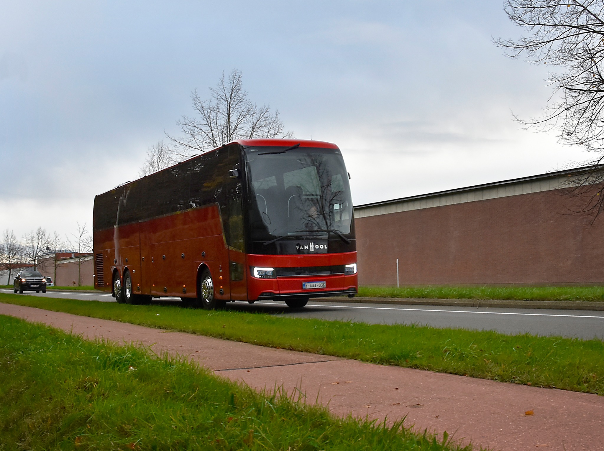 Új buszokat mutatott be az Ikarus barátságát kereső cég 15