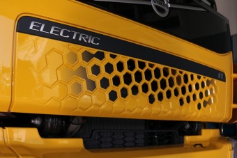 Nem mindennapi teherautót kapott a Waberer's