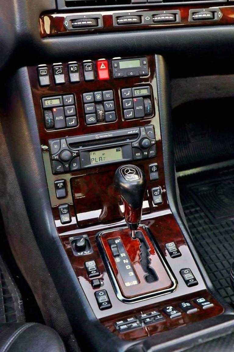 Több luxus, kevesebb gomb a legfontosabb Mercedesben – Mercedes-Benz GLC 2022 12