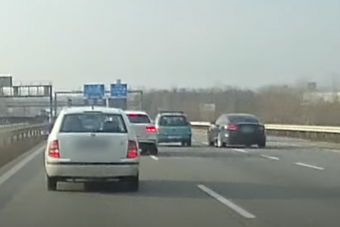 Centikre volt a katasztrófa az M0-son a versenyző autósok miatt