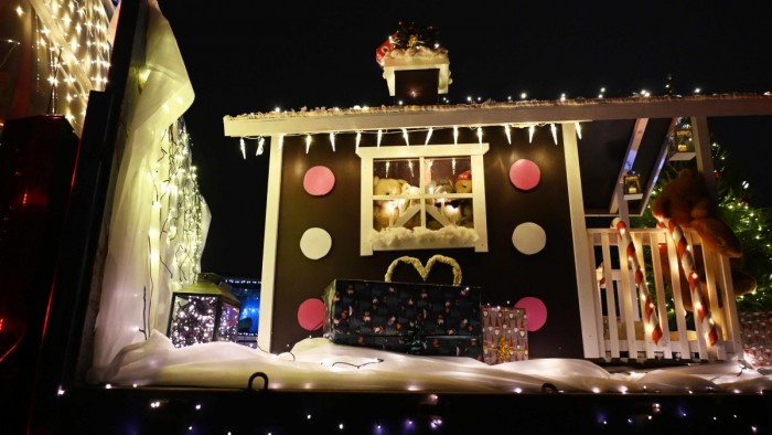 Ettől a teherautótól rögtön karácsonyi hangulatod lesz 2 | Vezess Ettől a teherautótól rögtön karácsonyi hangulatod lesz 2