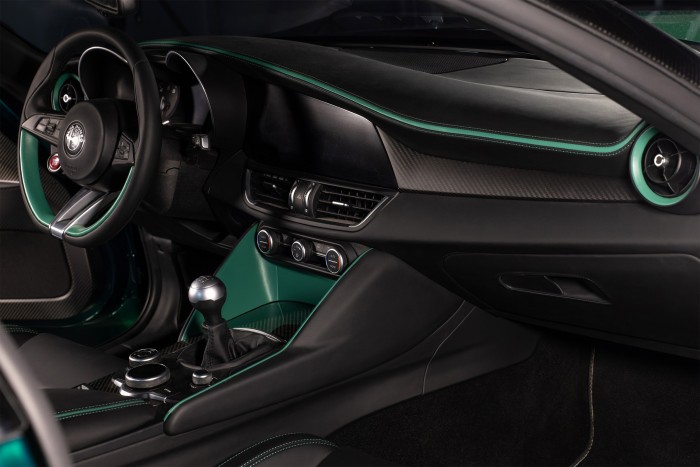 Egyetlen példány készült a Zagato jubileumi Alfájából 6