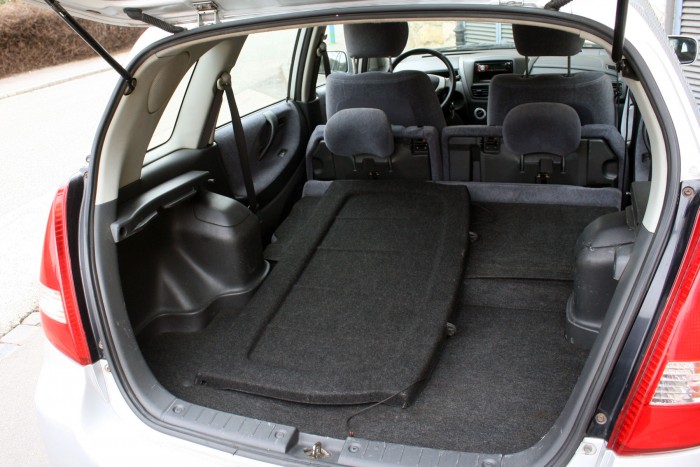 Van egyszerre olcsó és megbízható használt autó? 14