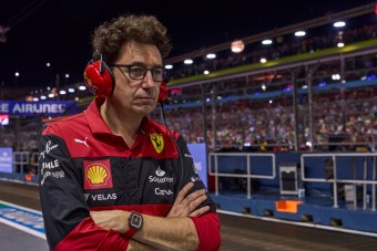 F1: Binotto még egy évig marad a Ferrarinál