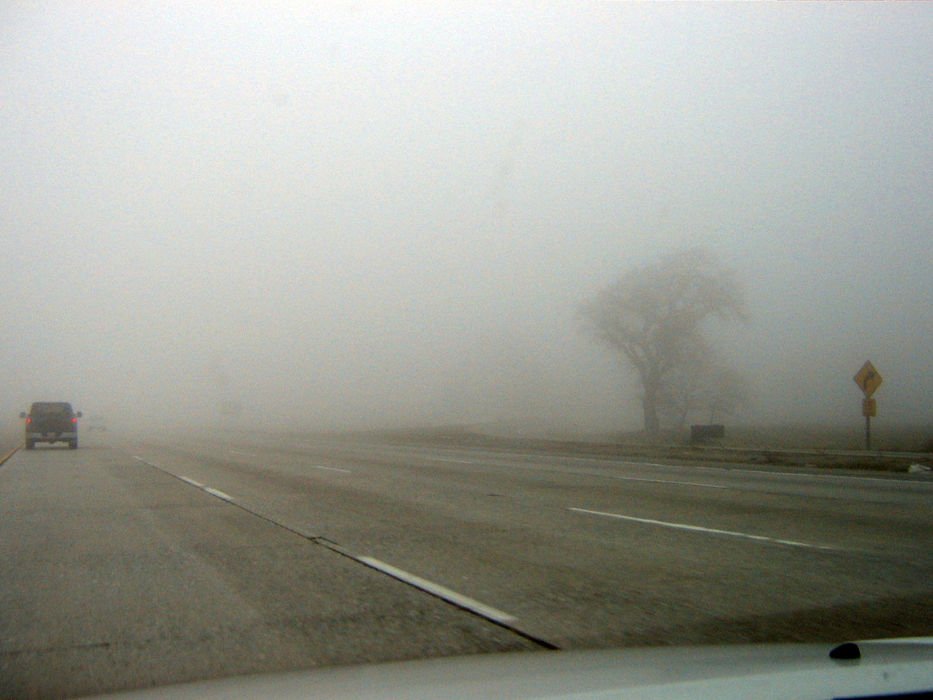 Piros lámpánál sikerült elhagyni feleségét a német sofőrnek 1