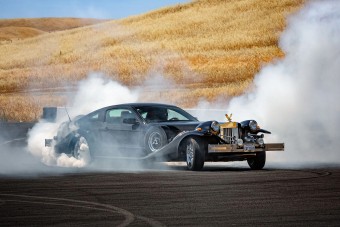 Matuzsálemnek öltöztetett Mustang