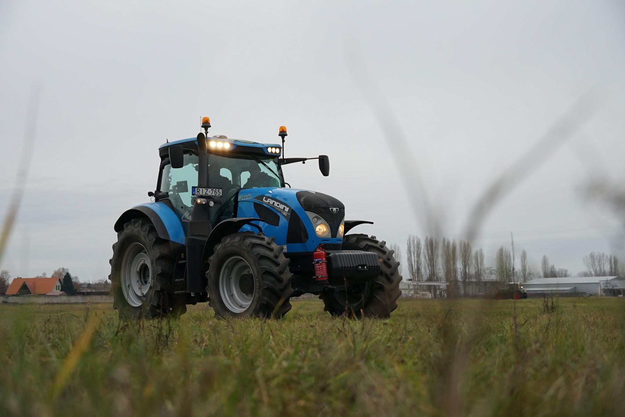 Robotraktár és önvezető targoncák dolgoznak ennél a magyar cégnél 28