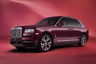 Bizarr színekben kapható a legnagyobb Rolls-Royce 39