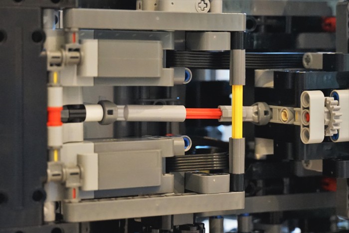 Működő hajtás, zárható difik. Igazi terepjárót építettem! 16