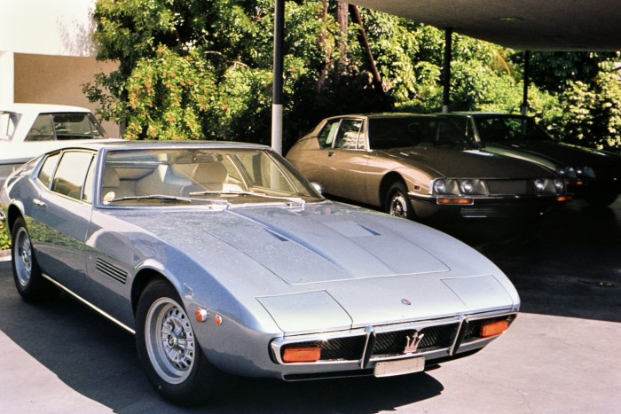 Klasszikus autókkal trükközött, milliárdos bírságot szabtak ki rá