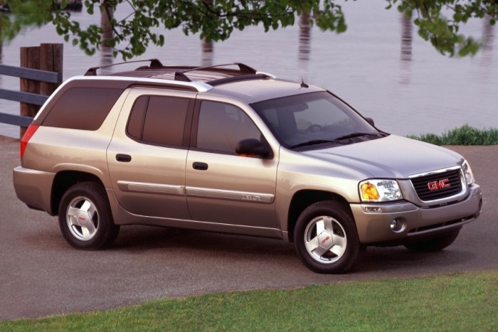 Az ezüstpikkelyes tuning GMC látványára nem készít fel semmi 1 | Vezess Az ezüstpikkelyes tuning GMC látványára nem készít fel semmi 1