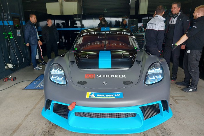 1088 lóerőtől már nagyon lehet félni 12