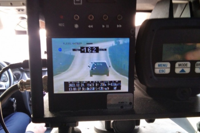 Azt hihette, hamarabb jön el úgy 2023, ha siet, de csak a traffipaxot érte utol 1 | Vezess Azt hihette, hamarabb jön el úgy 2023, ha siet, de csak a traffipaxot érte utol 1