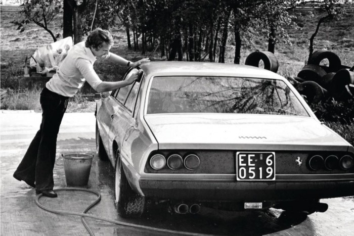 Egy vagyonért kelt el az F1-es legenda autója