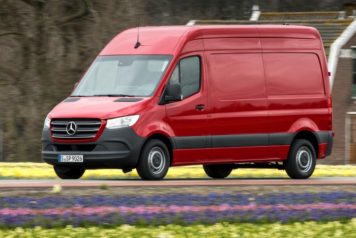 Megbízhatónak tartott autók gyulladhatnak ki 5