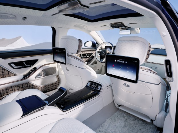 Ismét szintet ugrott eleganciában a Maybach 7