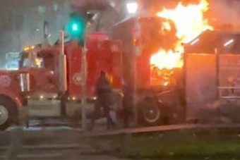 Kiégett a Coca-Cola karácsonyi kamionja Romániában