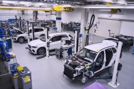 Gyártásba veszi üzemanyagcellás járművét a BMW 27