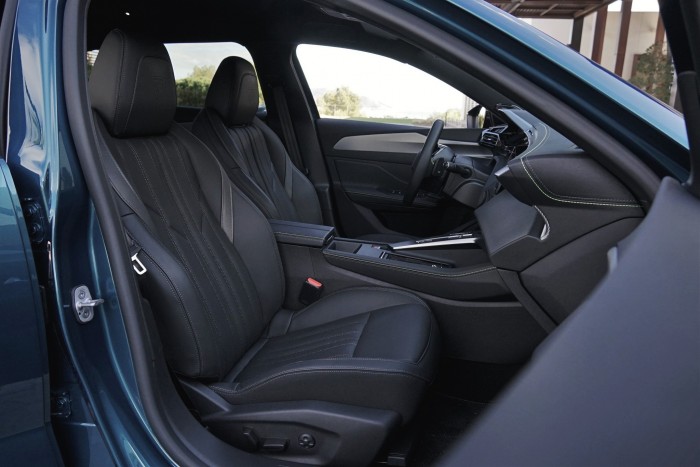 Magyar motorral is kapható a Peugeot különlegessége 9