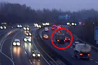 Egy teherautós teleszórta betonnal az M0-st