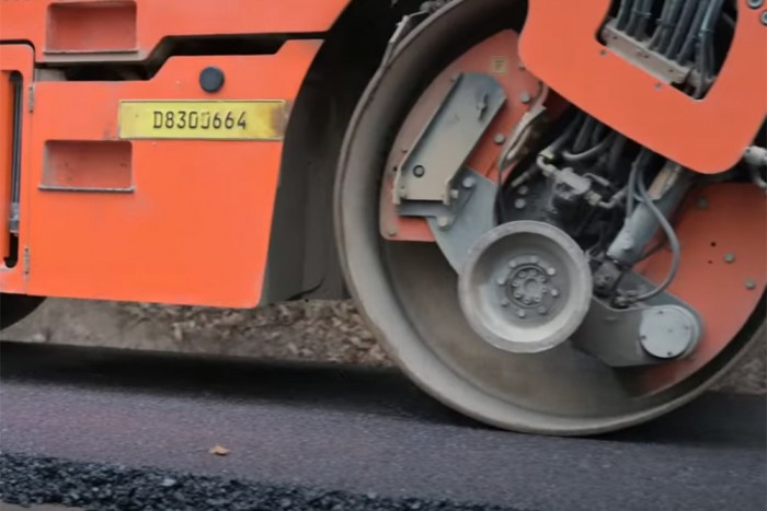 Új útfelújítási technikákkal kísérleteznek itthon