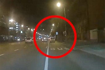 Gyere, öcsi, elviszlek kocsikázni, jó buli lesz - gondolta, de aztán jöttek a rendőrök Budapesten