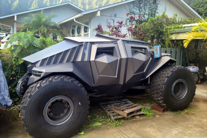 Brutális zombitaposót építettek Hawaiin