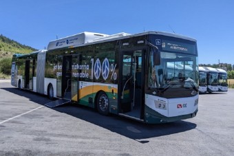 Hulladékból nyert üzemanyaggal hajtják ezeket a buszokat