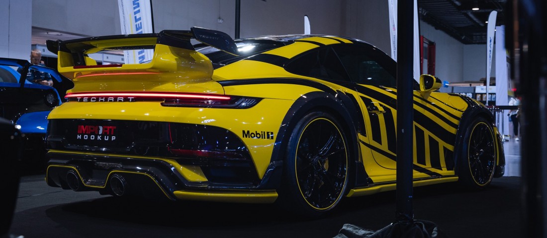 Százmilliós grafika került egy autóra