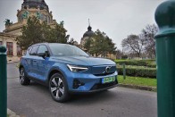 Nagy ígéret, kis hatótáv. Tudja ezt feledtetni az XC40? 35