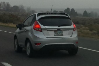 Vajon mi célt szolgál ez a rejtélyes, tákolt törpeautó?