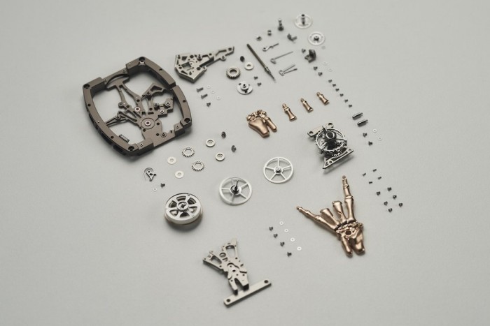 Csontvázkéz is került ebbe a méregdrága karórába 4 | Vezess Csontvázkéz is került ebbe a méregdrága karórába 4