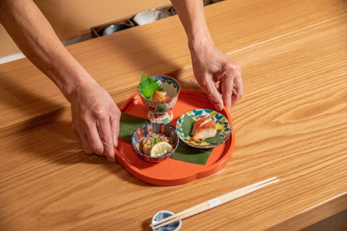 Csak jelszóval lehet belépni az előkelő szusibárba