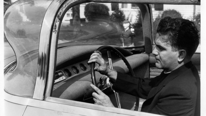 Rendkívül érdekes történet húzódik a világ legrondább autója mögött 3