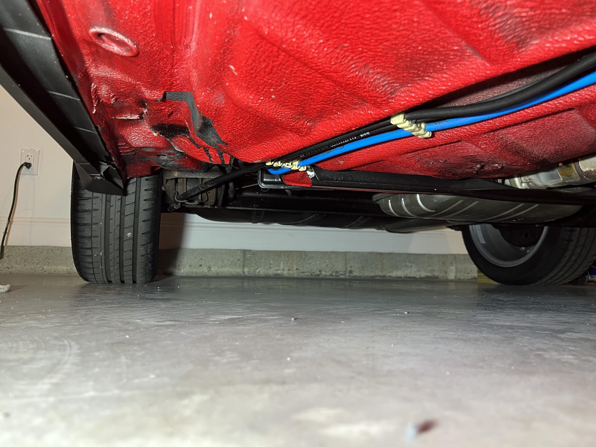 A licitelés hevében sikerült 30 millió felé vinni egy Golf II árát 8