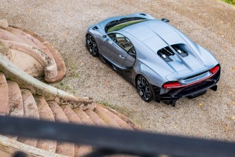 Ennyi pénzt még soha nem fizettek árverésen új autóért