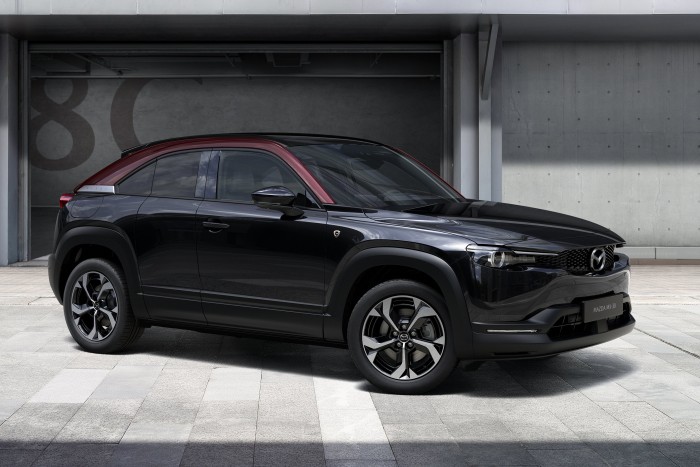 Ötezer kilométer egy tankolással?! 9