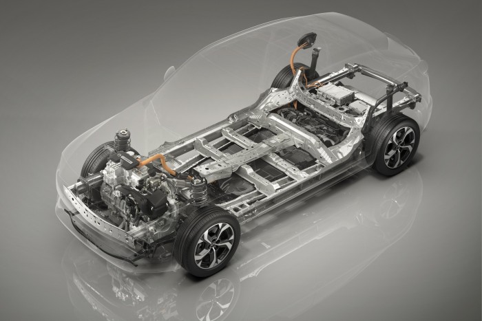 Ötezer kilométer egy tankolással?! 6