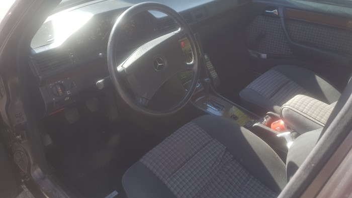 Kibelezett hulla volt, de feltámadt a milliós futású öreg Mercedes 6